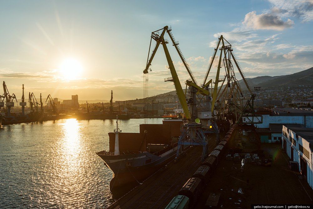 Через дальневосточные порты наращивается экспорт нефти.