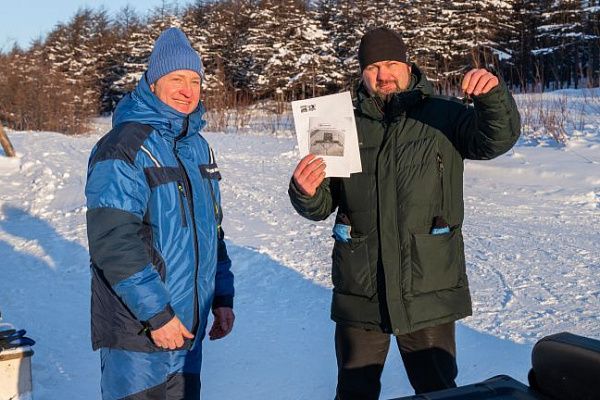 Прицепной трассоукладчик от социального партнера получила к новому году «спортивная школа по лыжным гонкам имени Е. Вяльбе».