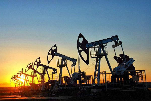 Добыча нефти сокращена Россией в рамках ОПЕК+