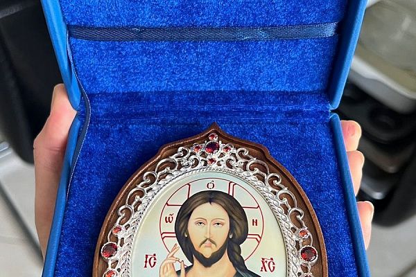 Компания "СКМ" получила архиерейскую благословенную грамоту.