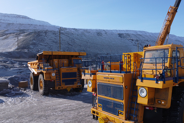 Новая партия самосвалов БЕЛАЗ для ГОК «Павлик» 